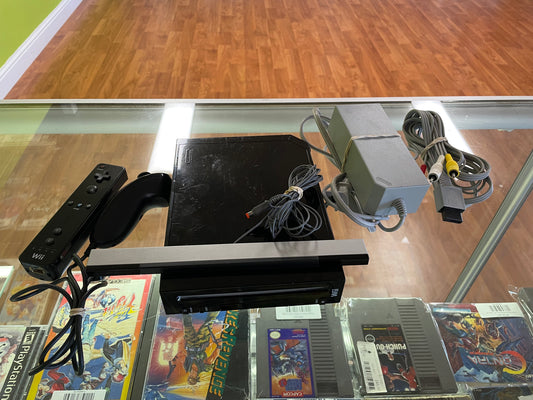Black Nintendo Wii Console (RVL-001) (GameCube Compatible) Wii